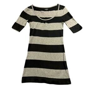 Express Striped Half-Sleeve Scoop Neck Tunic Black & Gray Small